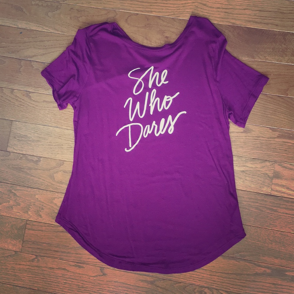 Old Navy Graphic Tee, “She Who Dares”